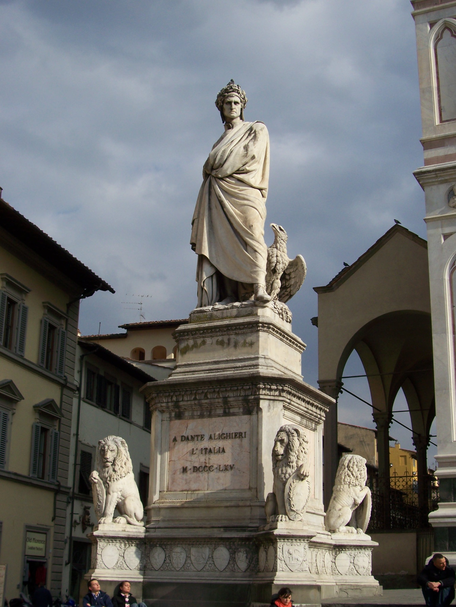 Dante monument in Florence